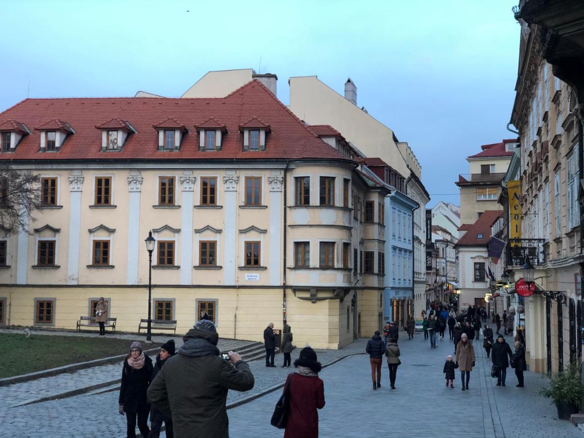 Pleasant Apartment Under The Bratislava Castle 외부 사진